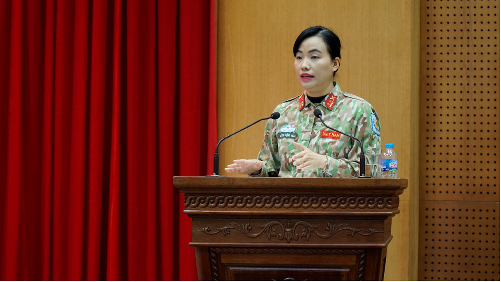 /UploadStore/admin/221230 C22 HN Tong ket nam/Picture5.png